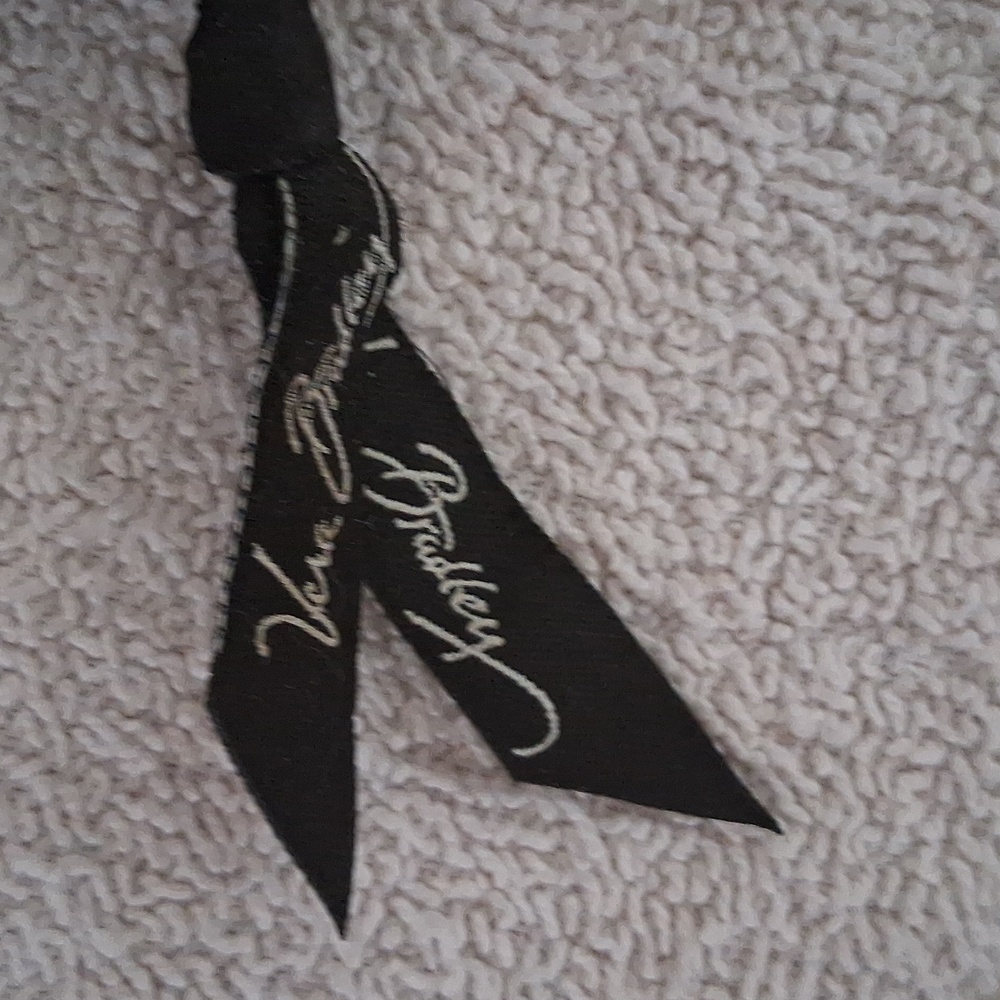 2 Vera Bradley Clutch Wallets⁰ - Picture 9 of 10